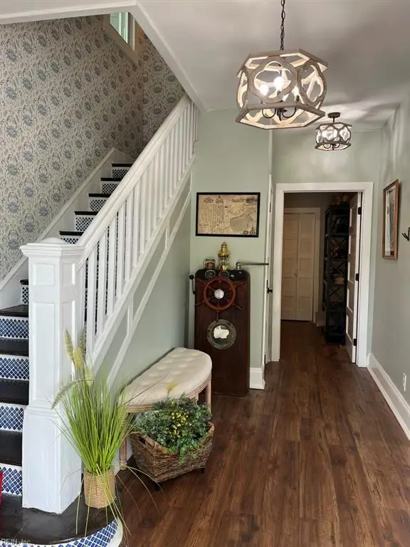 1624 Mathews Terrace, Portsmouth, VA 23704