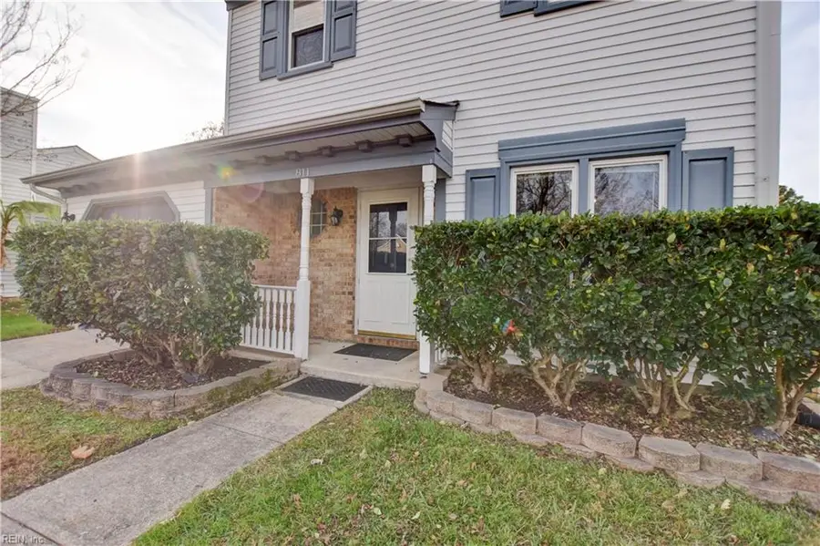 811 Dryden Street, Virginia Beach, VA 23462 - Image #2