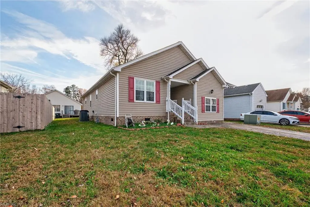 137 Kristen Lane, Suffolk, VA 23434 - Image #1