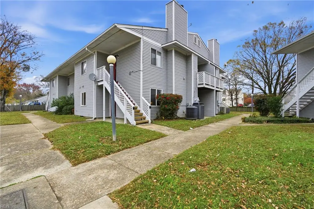 109 Roane Drive #C, Hampton, VA 23669 - Image #1