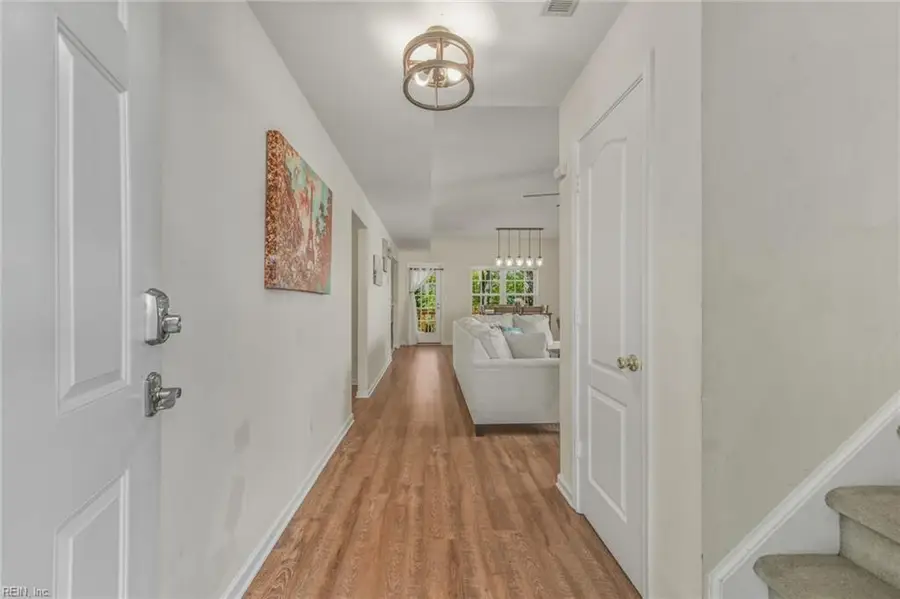 105 N Gum Avenue, Virginia Beach, VA 23452 - Image #3