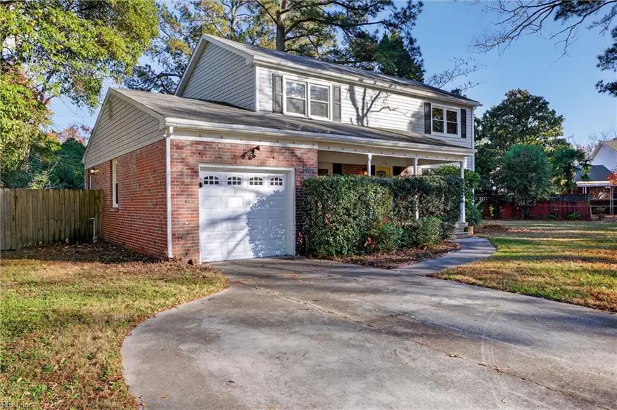 716 Oxford Drive, Virginia Beach, VA 23452 - Image #2