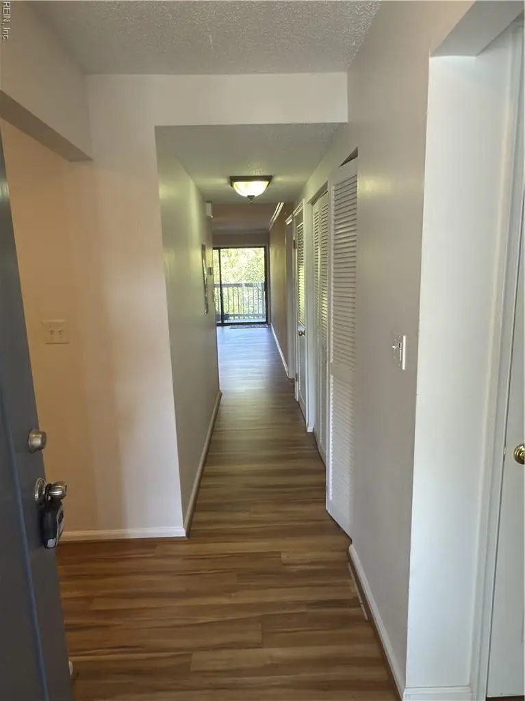 2325 Sea Shell Road #304, Virginia Beach, VA 23451 - Image #3