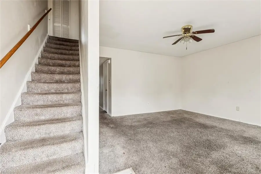 4618 Greenwood Drive, Portsmouth, VA 23701 - Image #3