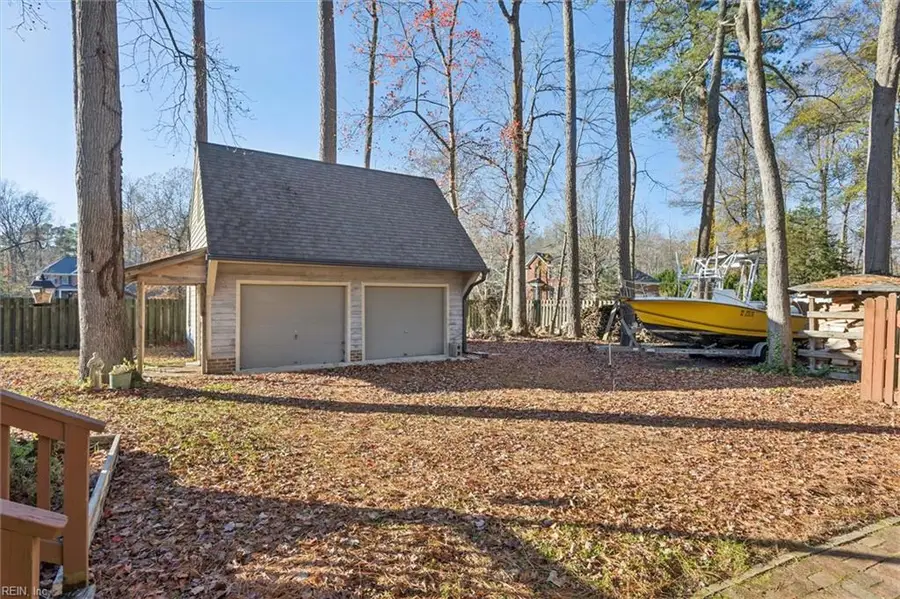 301 Ilex Drive, Williamsburg, VA 23185 - Image #3