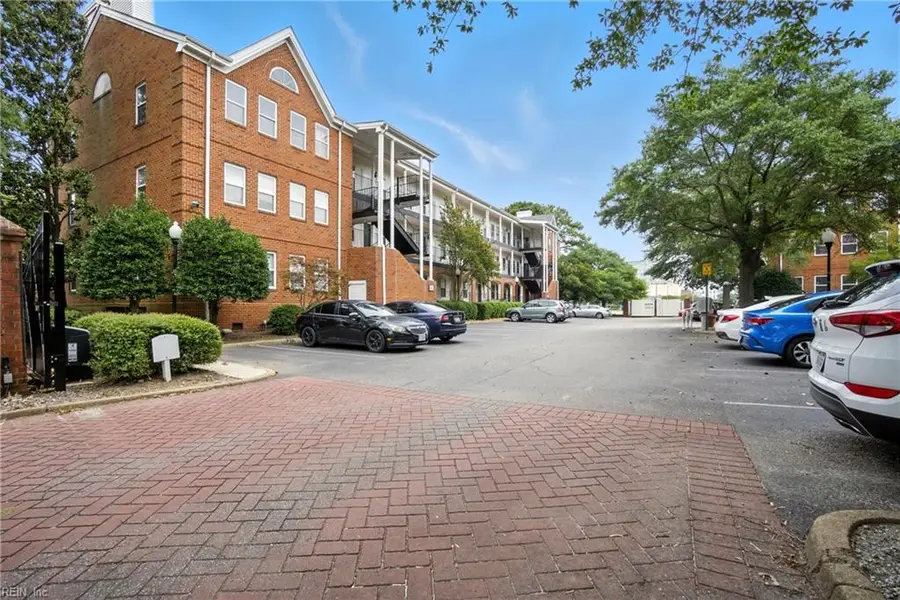 101 Westover Avenue #201, Norfolk, VA 23507 - Image #2