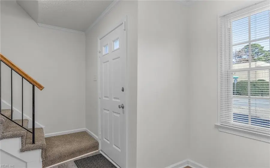 1031 Commonwealth Place, Virginia Beach, VA 23464 - Image #2