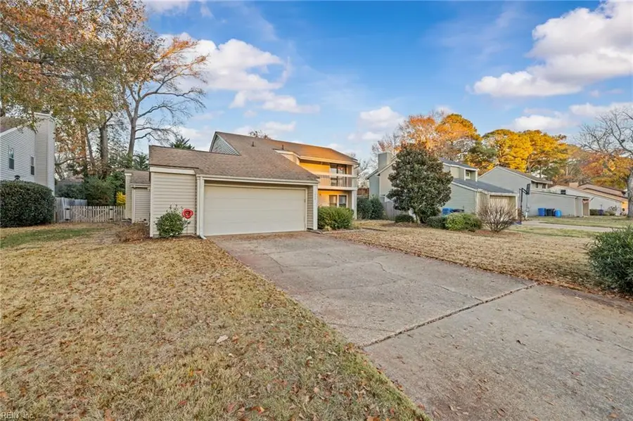 1556 Beachview Dr Drive, Virginia Beach, VA 23464 - Image #2