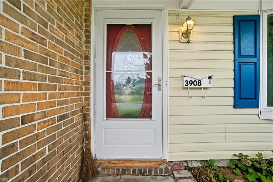 3908 Brentwood Crescent, Virginia Beach, VA 23452 - Image #3