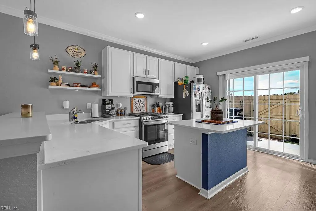 417 Heartfield Drive, Chesapeake, VA 23322 - Image #1