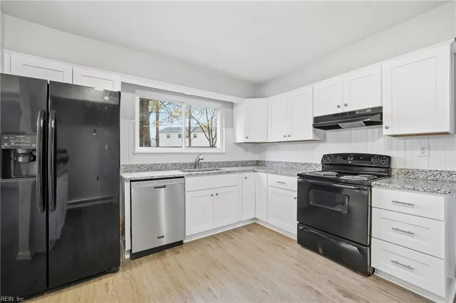 3748 Kings Point Arch, Virginia Beach, VA 23452 - Image #2