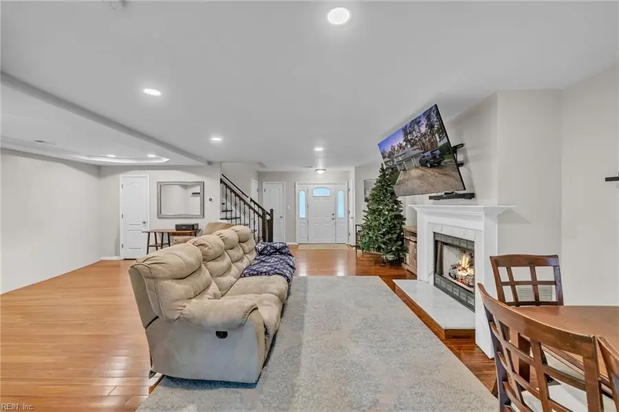 336 Esplanade Place, Chesapeake, VA 23320 - Image #2