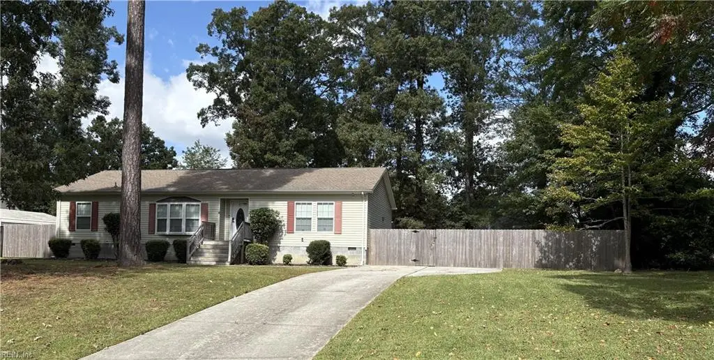 4 Prince George Lane, Newport News, VA 23608 - Image #1