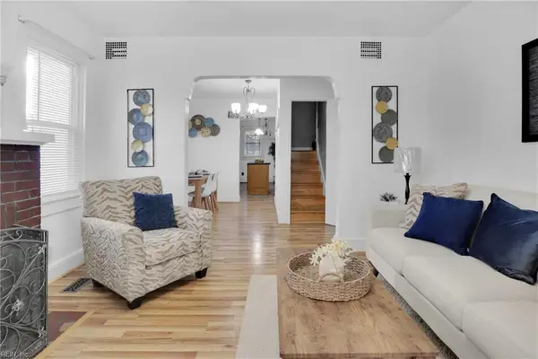 1614 Richmond Avenue, Portsmouth, VA 23704