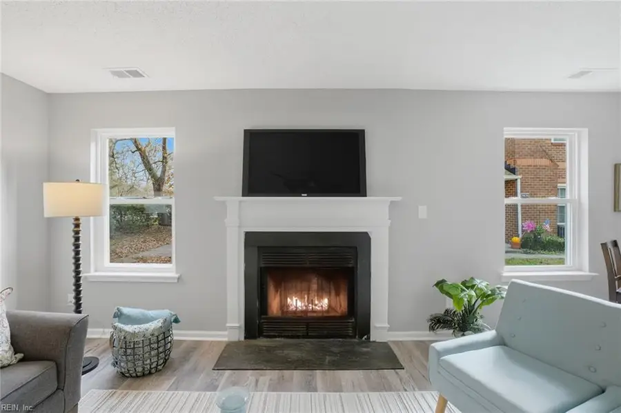 5064 Gatehouse Way, Virginia Beach, VA 23455 - Image #2