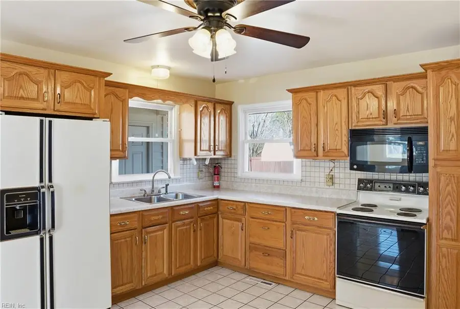 4 Snidow Boulevard, Newport News, VA 23608 - Image #2