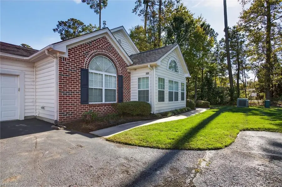 103 Stadium View, Yorktown, VA 23690 - Image #2