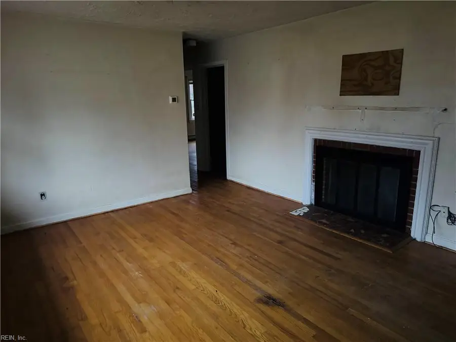 377 Whealton Rd Road, Hampton, VA 23666 - Image #2