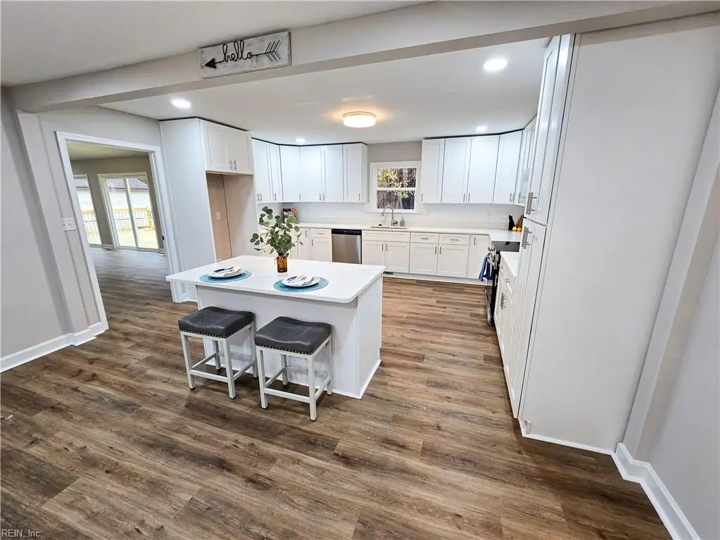 47 Santa Barbara Drive, Hampton, VA 23666 - Image #1