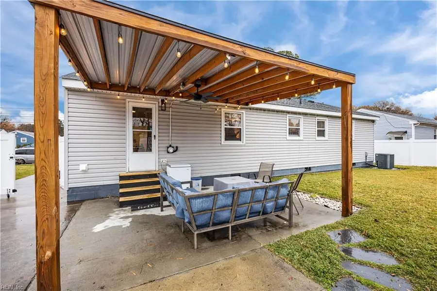 1420 Anne Avenue, Chesapeake, VA 23324 - Image #2