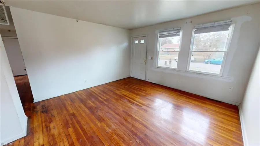 1003 Warfield Drive, Portsmouth, VA 23701 - Image #2