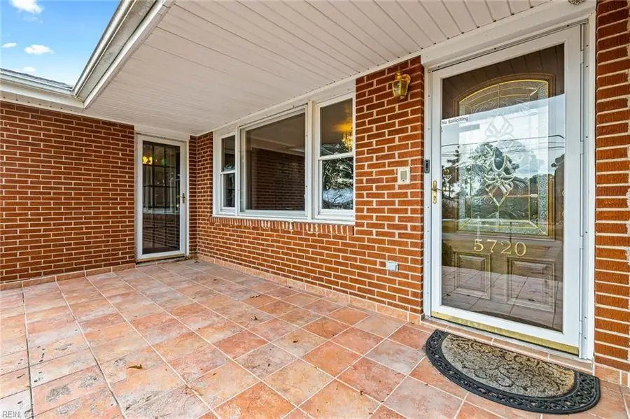 5720 Hawthorne Lane, Portsmouth, VA 23703 - Image #3