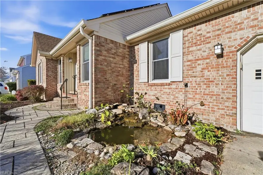 1302 Copper Stone Circle, Chesapeake, VA 23320 - Image #3