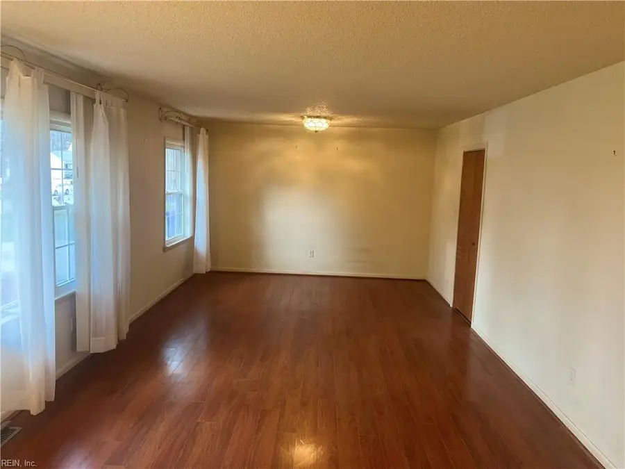 73 Colombia Drive, Newport News, VA 23608 - Image #3