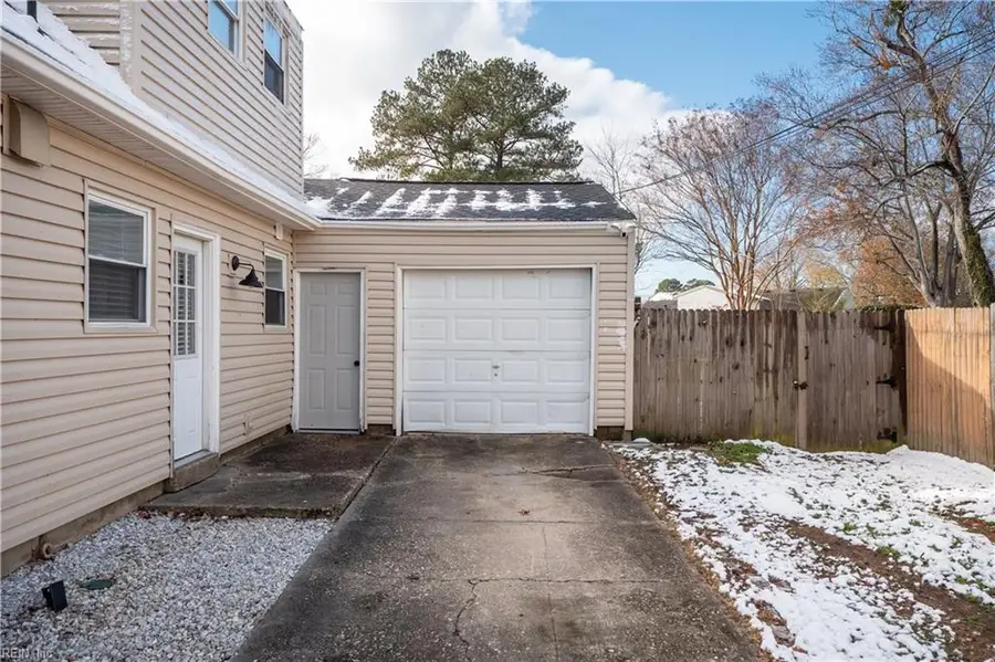 237 Dillon Drive, Virginia Beach, VA 23452 - Image #3