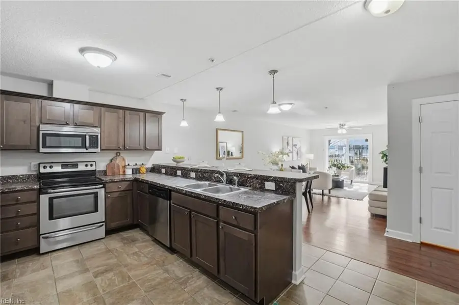 1016 Thoroughgood Way #104, Chesapeake, VA 23324 - Image #2