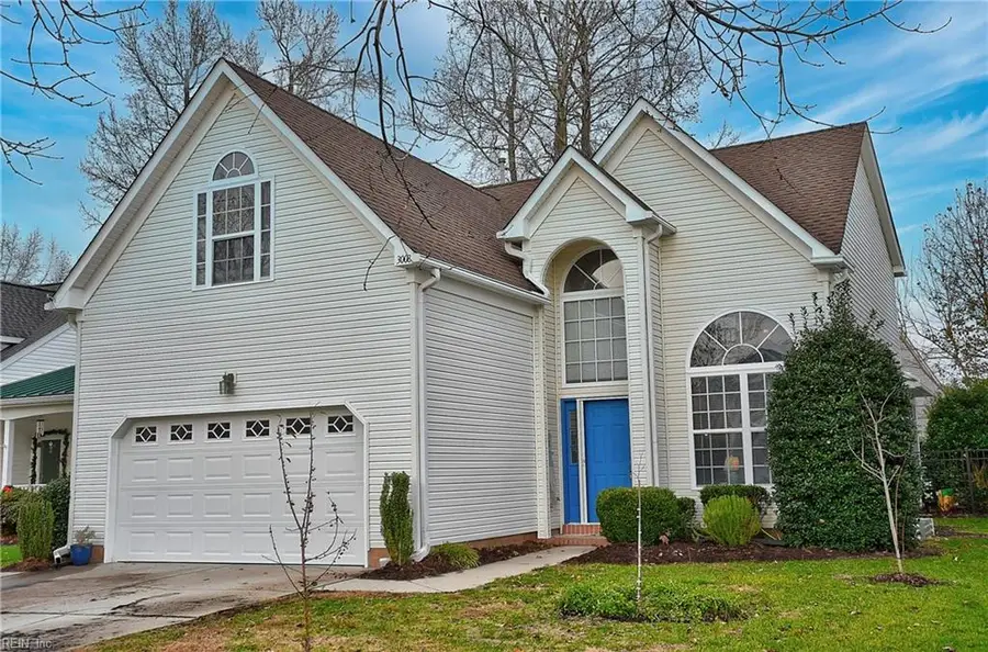 3008 Looking Glass Court, Virginia Beach, VA 23456 - Image #3