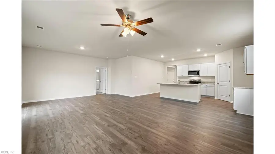 123 Gallop Way, Yorktown, VA 23690 - Image #3