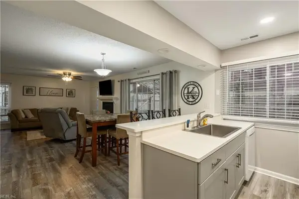 606 Oleander Circle, Virginia Beach, VA 23464