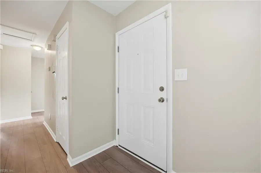 1253 Sir Kay Drive, Chesapeake, VA 23323 - Image #3