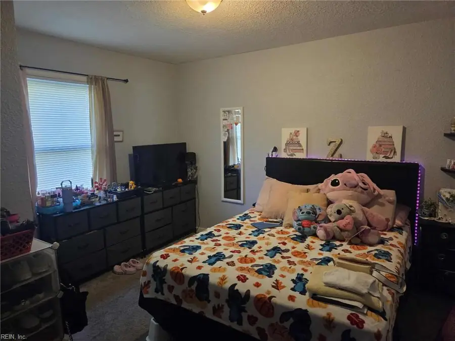 416 Worster Avenue, Hampton, VA 23669 - Image #2