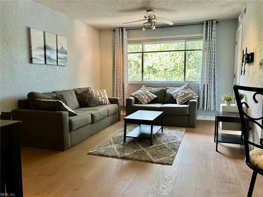500 Ocean Trace Arch #301, Virginia Beach, VA 23451 - Image #3