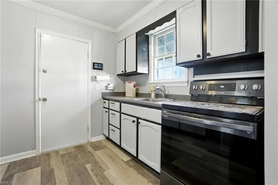 3426 Essex Circle, Norfolk, VA 23513 - Image #2