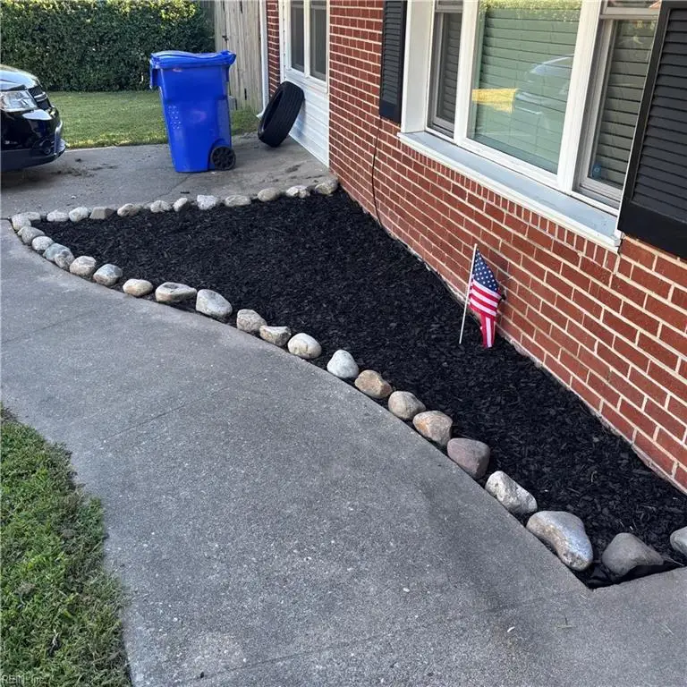 9 Lilac Court, Newport News, VA 23601 - Image #3