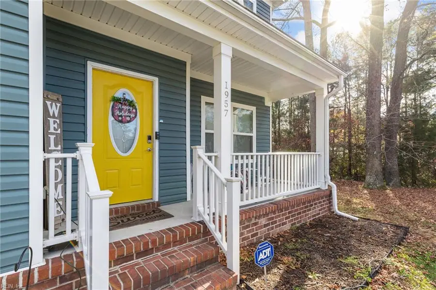 1957 Rockwood Drive, Chesapeake, VA 23323 - Image #2