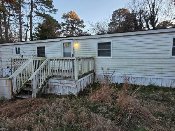 3594 George Wash Memorial Highway, Hayes, VA 23072