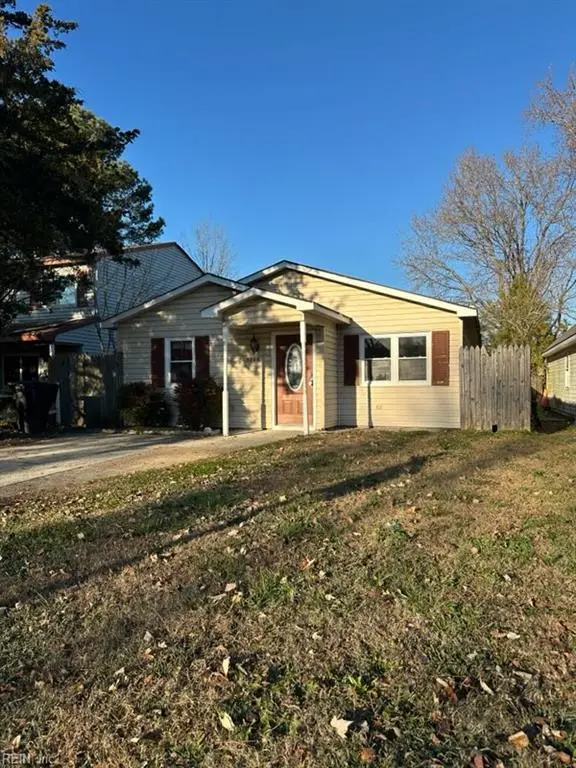 3866 Augustine Circle, Portsmouth, VA 23703 - Image #1