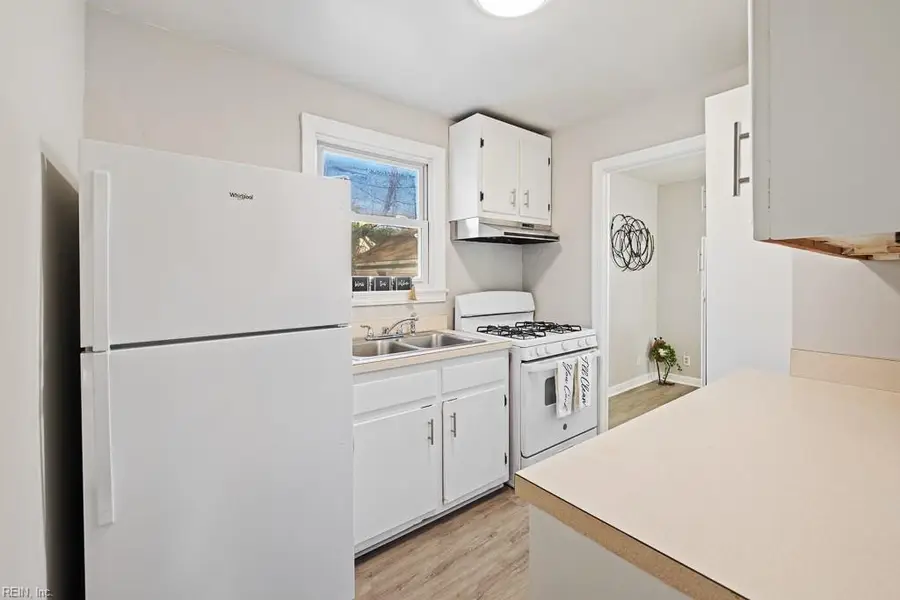 9517 Hammett Parkway, Norfolk, VA 23503 - Image #2