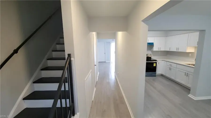 6981 E Tanners Creek Drive, Norfolk, VA 23513 - Image #2