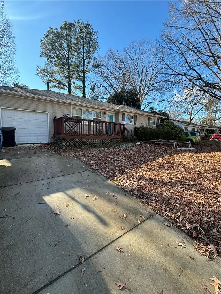 549 Rose Marie Avenue, Virginia Beach, VA 23462 - Image #2