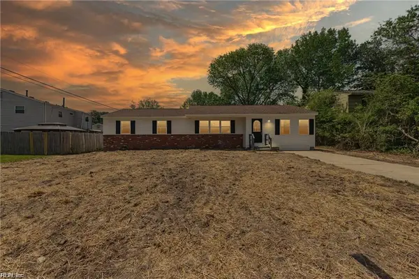 725 Burgesses Lane, Virginia Beach, VA 23452