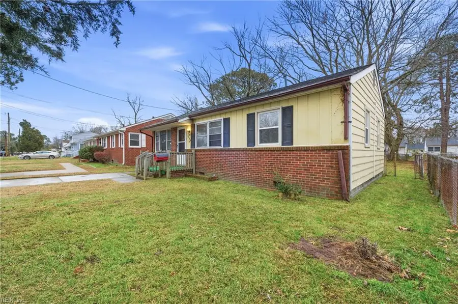 733 Burgess Avenue, Hampton, VA 23664 - Image #3