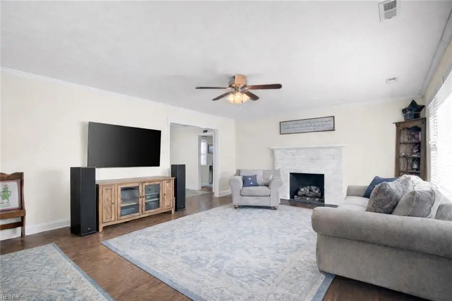 4 Bayberry Drive, Newport News, VA 23601 - Image #2