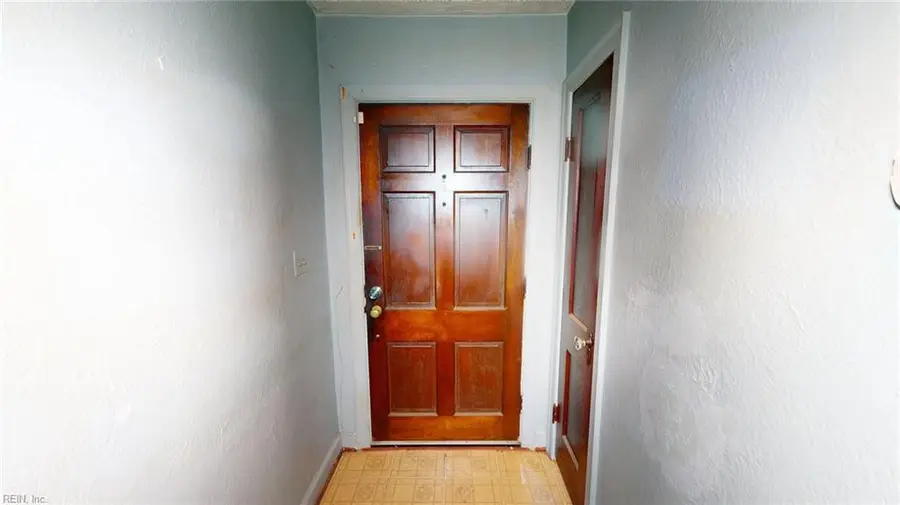 3305 Dunkirk Avenue, Norfolk, VA 23509 - Image #2