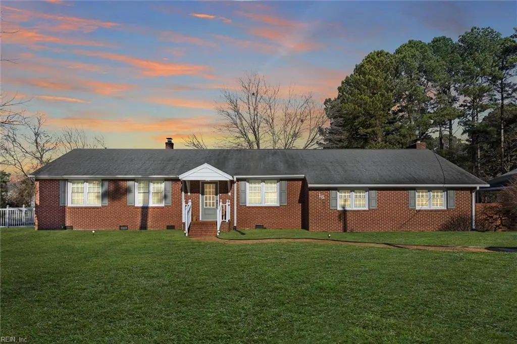 15 Willow Road, Hampton, VA 23664 - Image #1