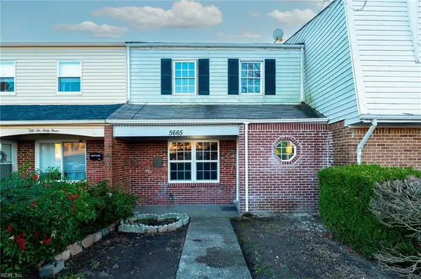 5665 Dodington Court, Virginia Beach, VA 23462